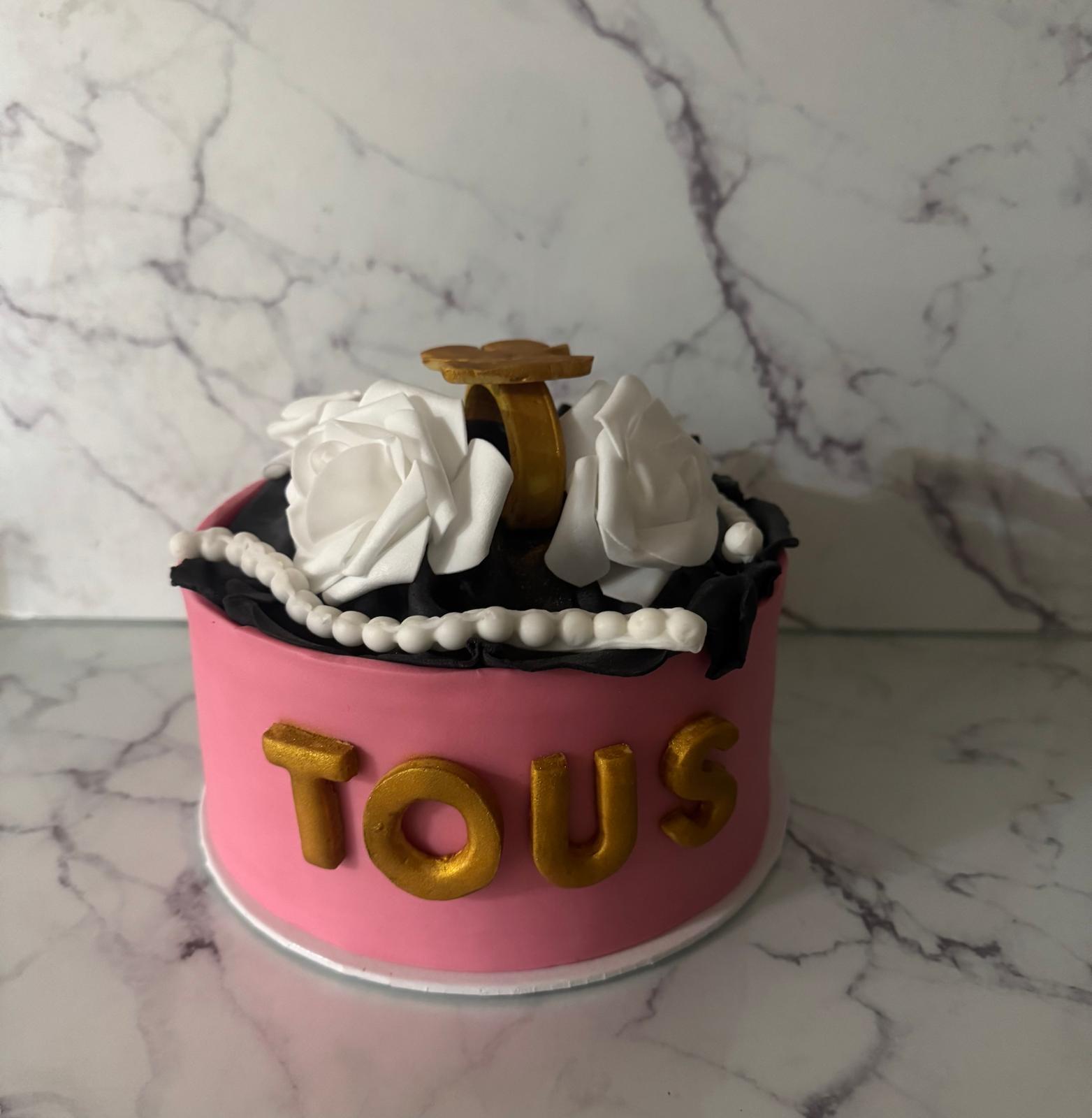 Tarta de celebración estilo joyero